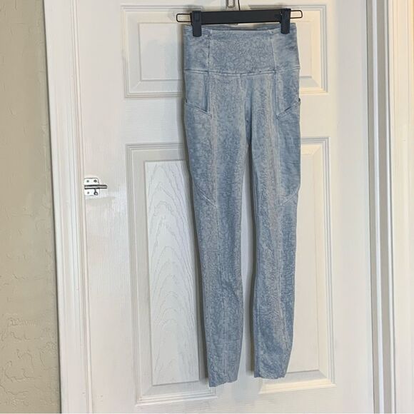 Lululemon Fast and Free Tight 25" *Nulux City Grit White Blue Fog Size 2 - Picture 3 of 9